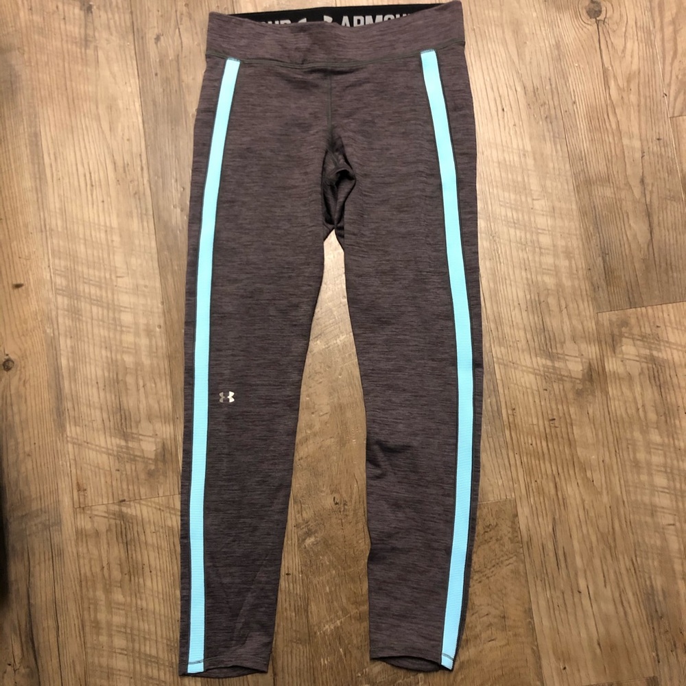 UNDER ARMOUR LEGGINGS